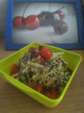 Spaghetti di zucchine con pomodori e philadelpia